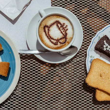 Otel Vecchia Oliviera 3*