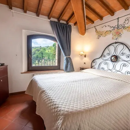 Hotel Vecchia Oliviera 3*