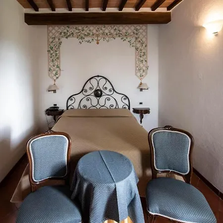 Vecchia Oliviera Hotel