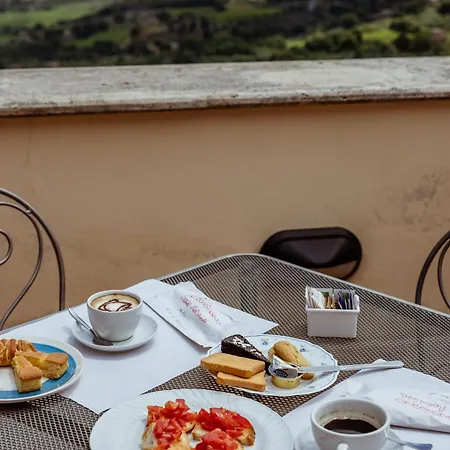 Vecchia Oliviera Hotel