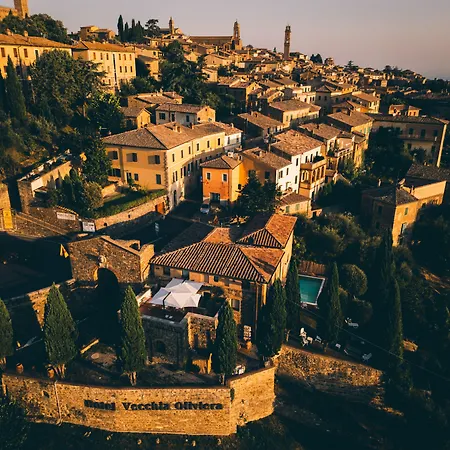 Vecchia Oliviera 3*
